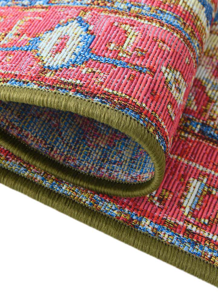 5' 3 x 5' 3 Easy-Clean Traditional Indoor / Outdoor Square Rug