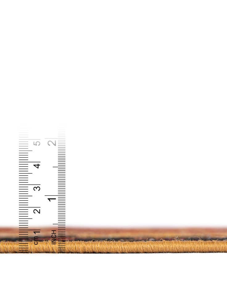 Detail image of 7' 10 x 7' 10  Washable Traditional Indoor / Outdoor Square Rug