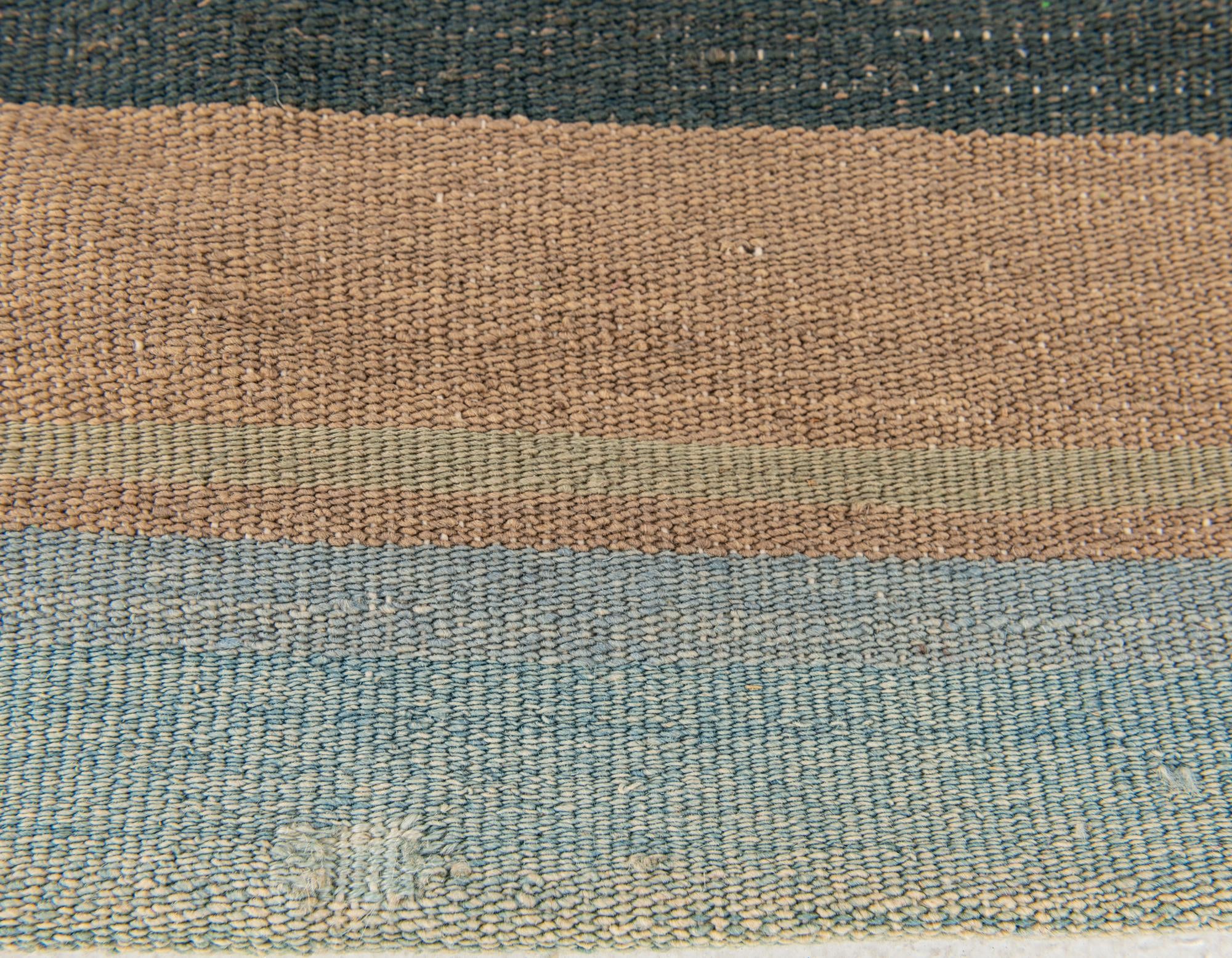3' 3 x 3' 3 Hand Woven Pillow Wool Square Rug