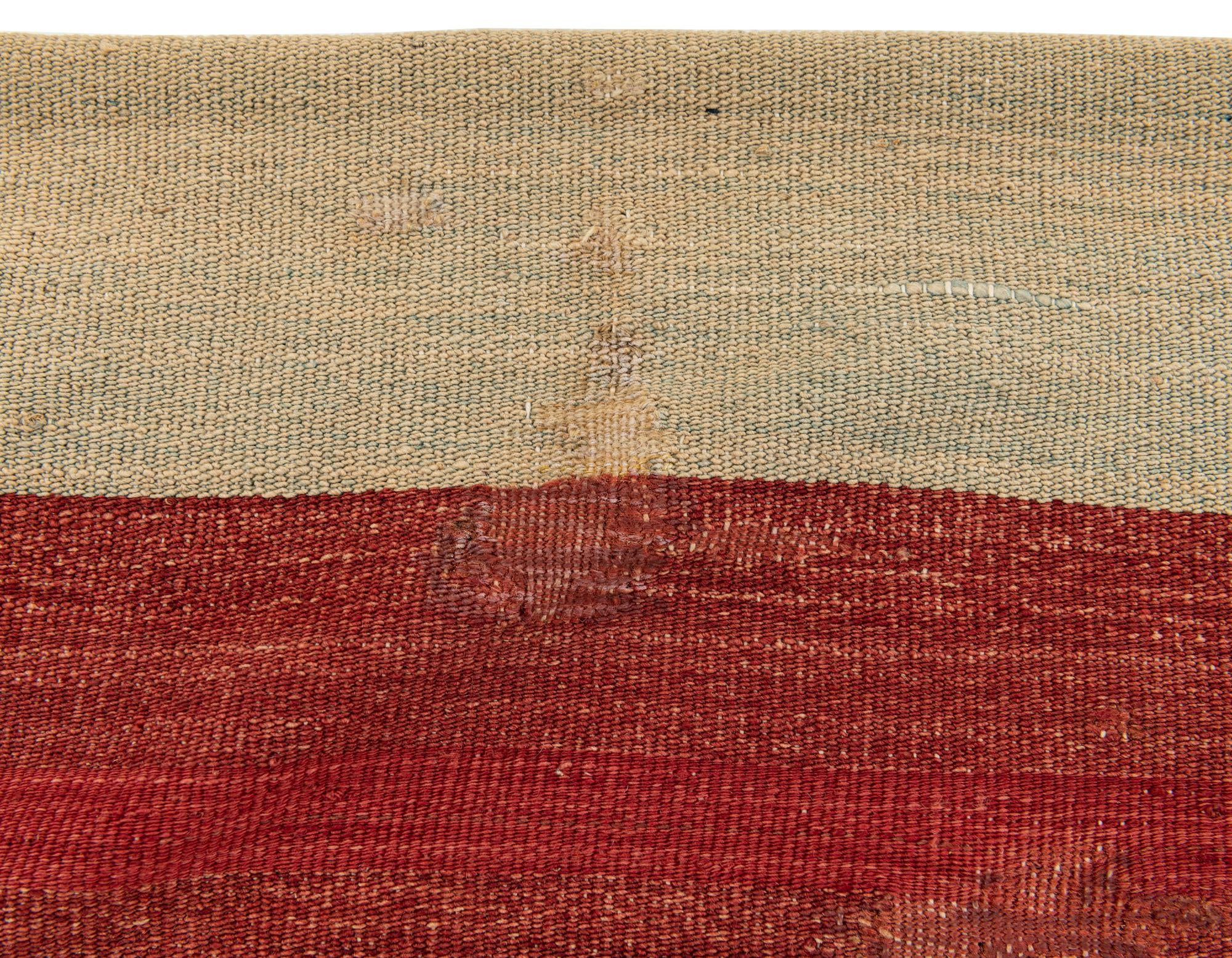 3' 2 x 3' 4 Hand Woven Pillow Wool Square Rug