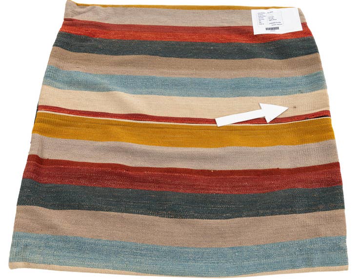 Detail image of 3' 2 x 3' 3 Hand Woven Pillow Wool Square Rug