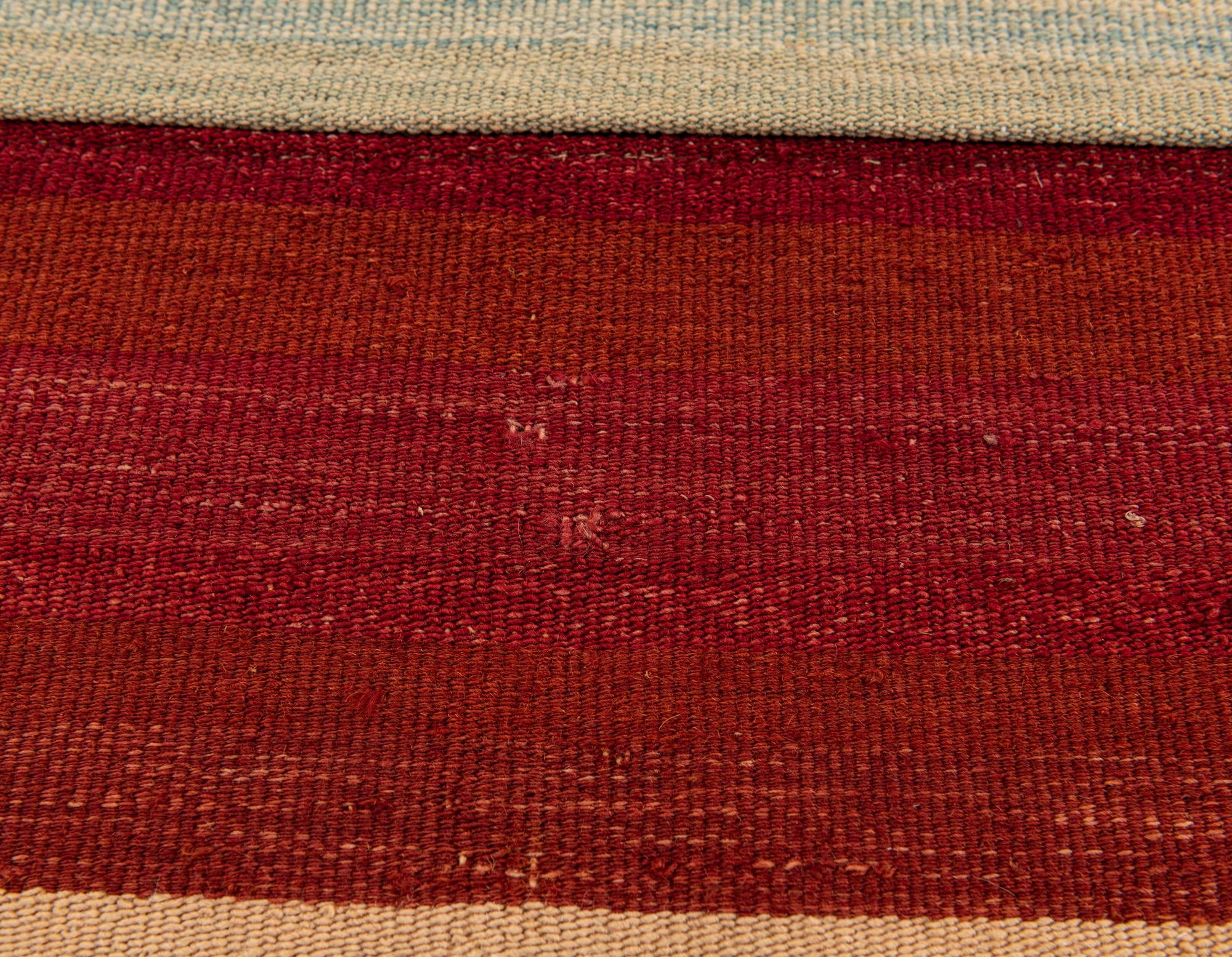 2' 5 x 2' 5 Hand Woven Pillow Wool Square Rug