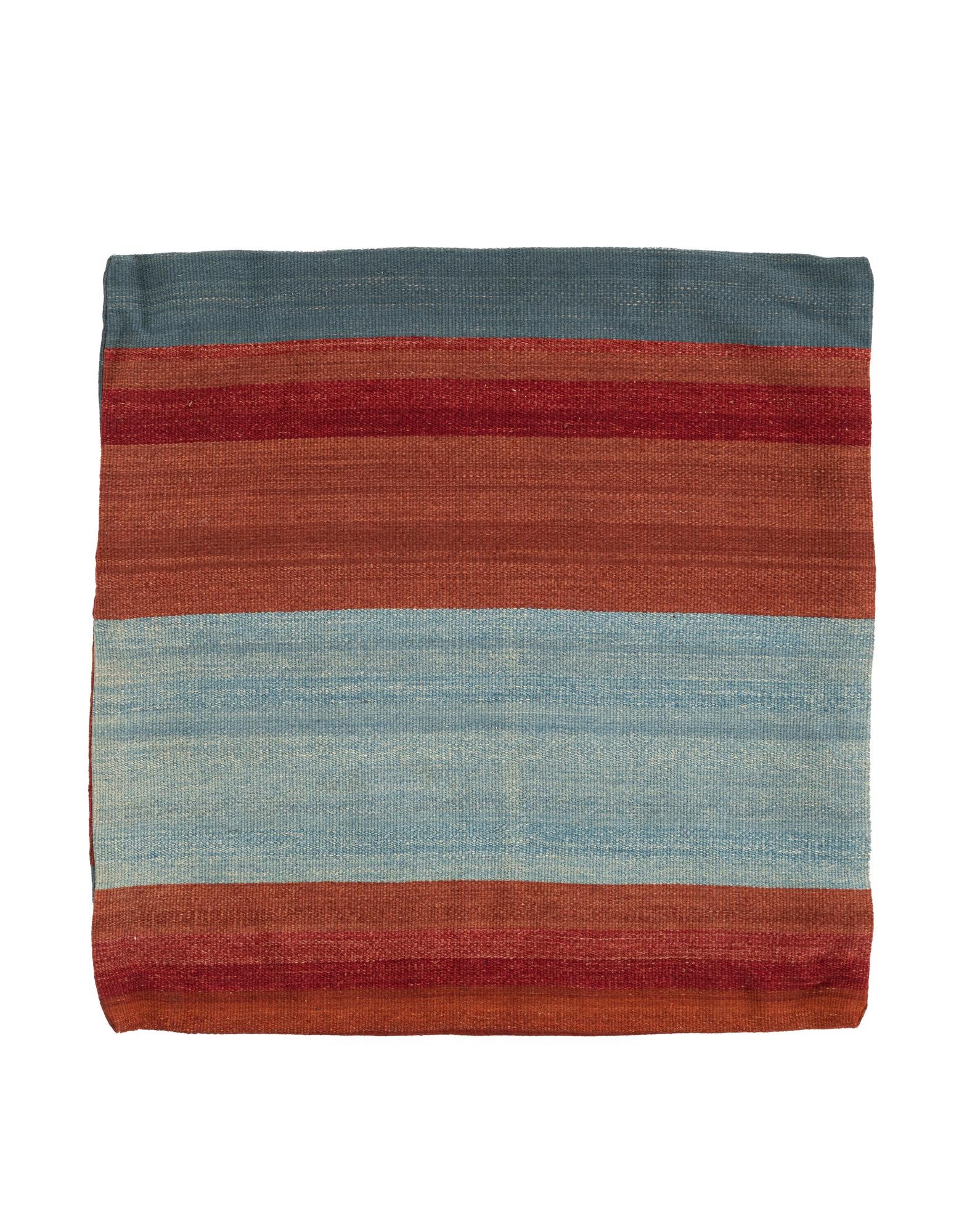 2' 4 x 2' 5 Hand Woven Pillow Wool Square Rug