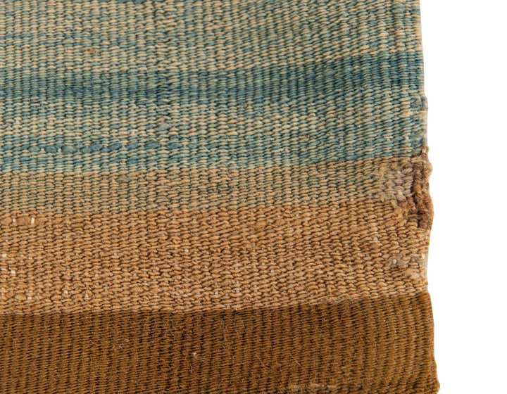 2' 3 x 2' 4 Hand Woven Pillow Wool Square Rug