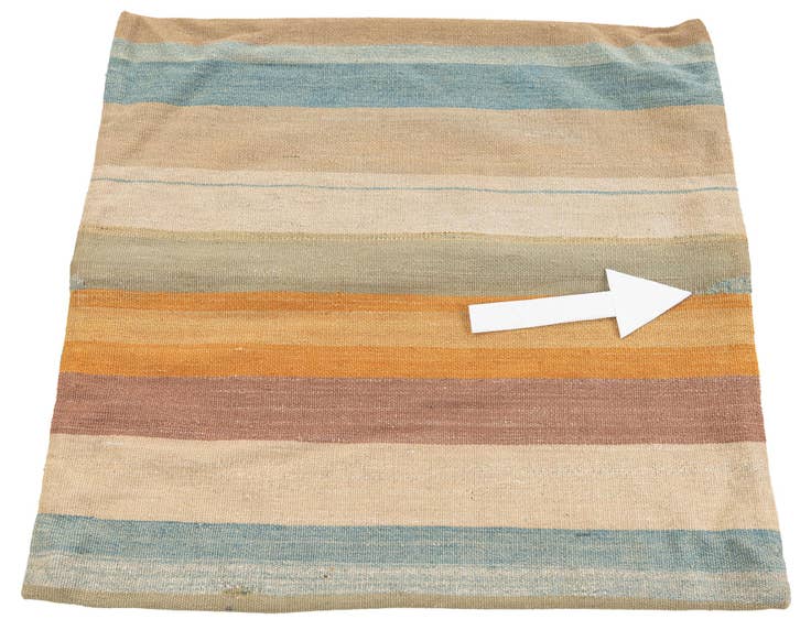 Detail image of 2' 5 x 2' 5 Hand Woven Pillow Wool Square Rug