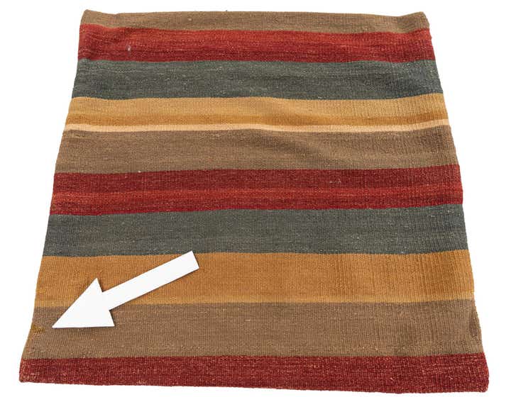 2' 5 x 2' 5 Hand Woven Pillow Wool Square Rug