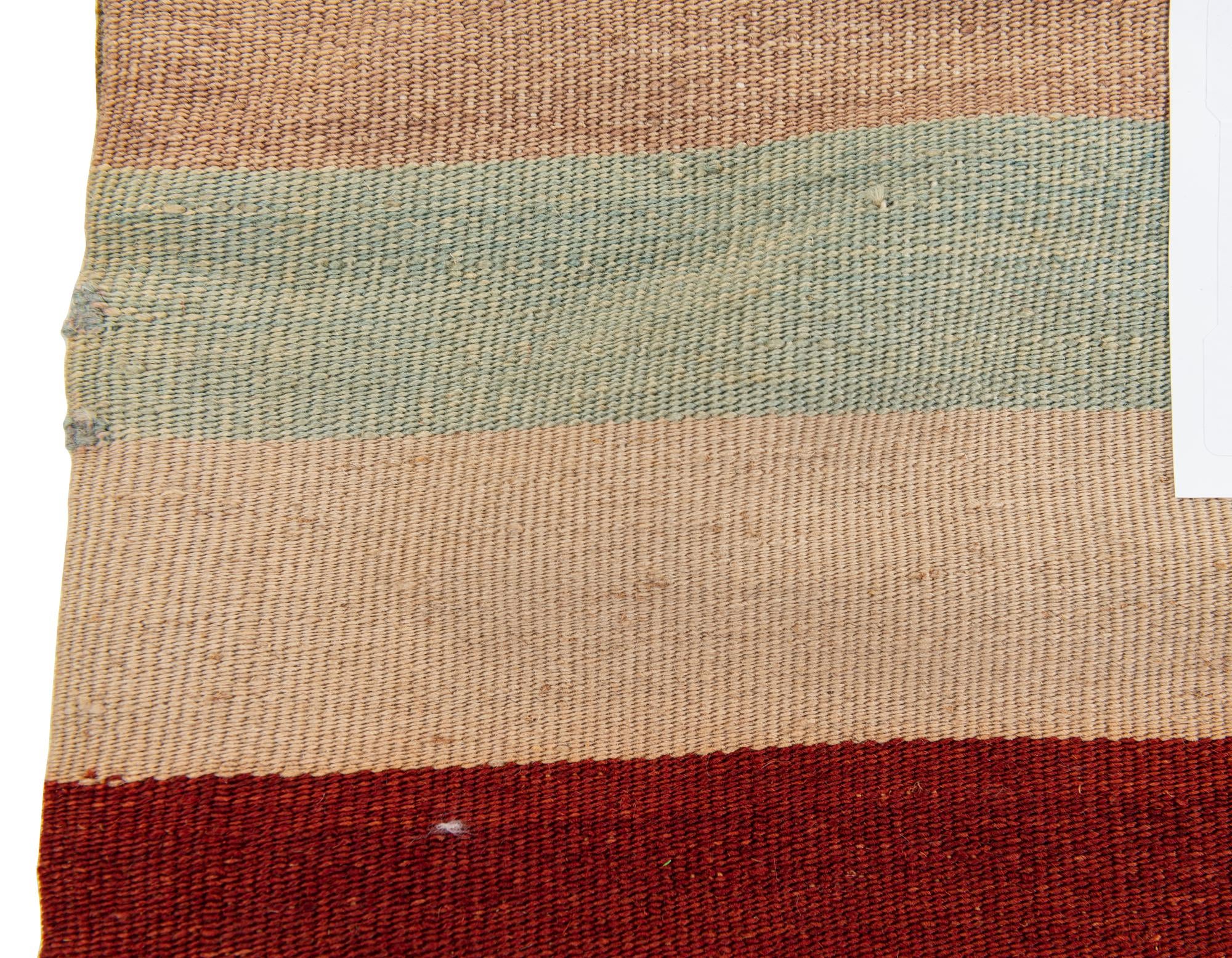 1' 5 x 1' 7 Hand Woven Pillow Wool Square Rug