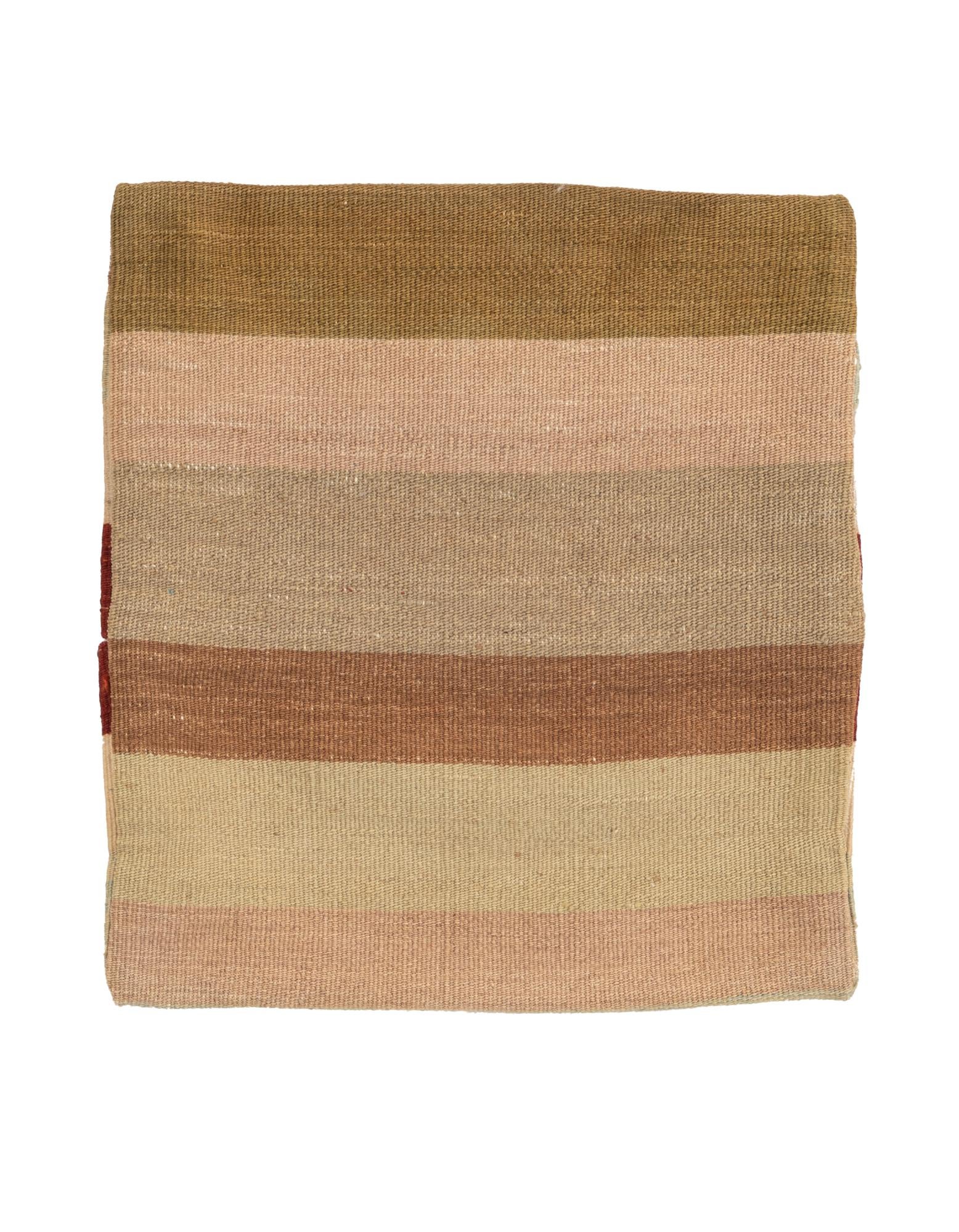 1' 5 x 1' 7 Hand Woven Pillow Wool Square Rug