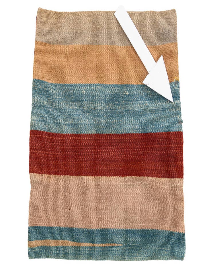 Detail image of 1' 6 x 1' 6  Hand Woven Pillow Wool Square Rug