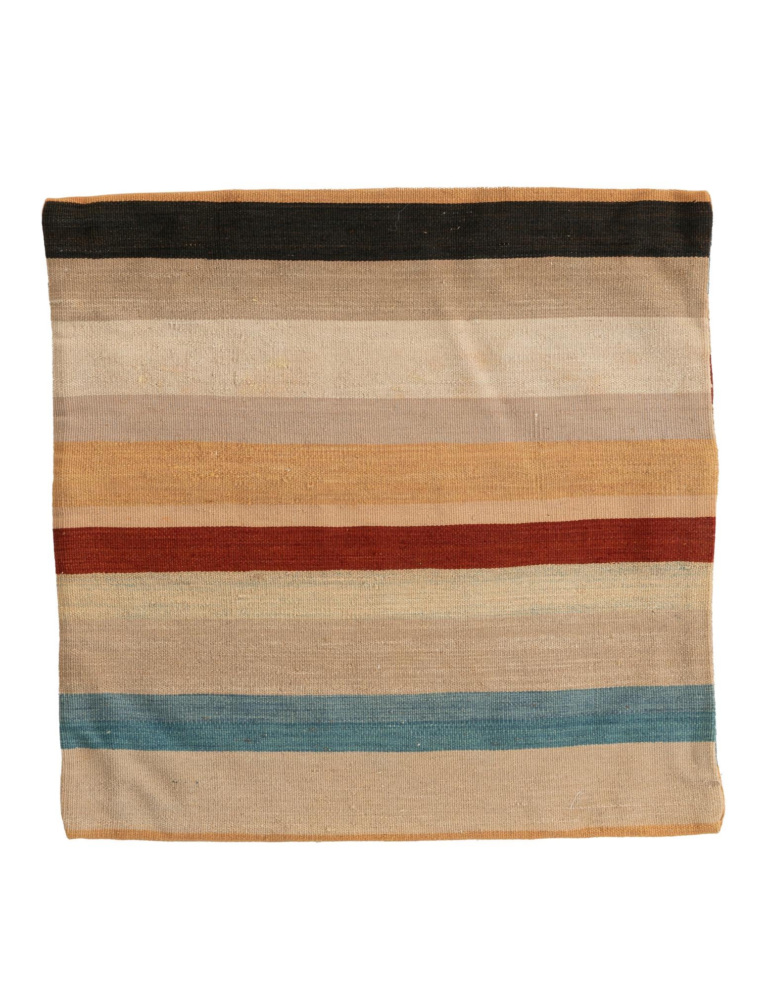 2' 6 x 2' 6 Hand Woven Pillow Wool Square Rug