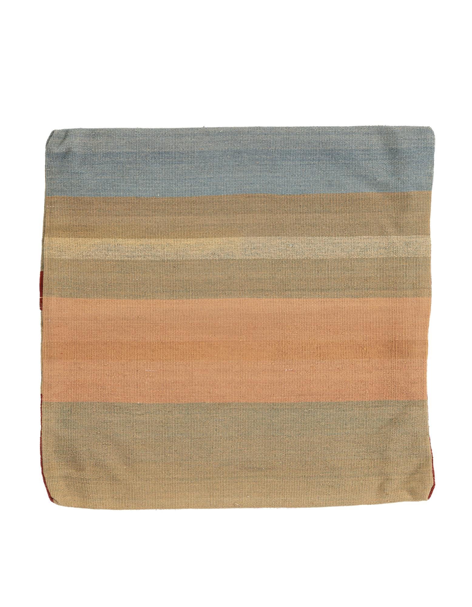 2' 4 x 2' 4 Hand Woven Pillow Wool Square Rug