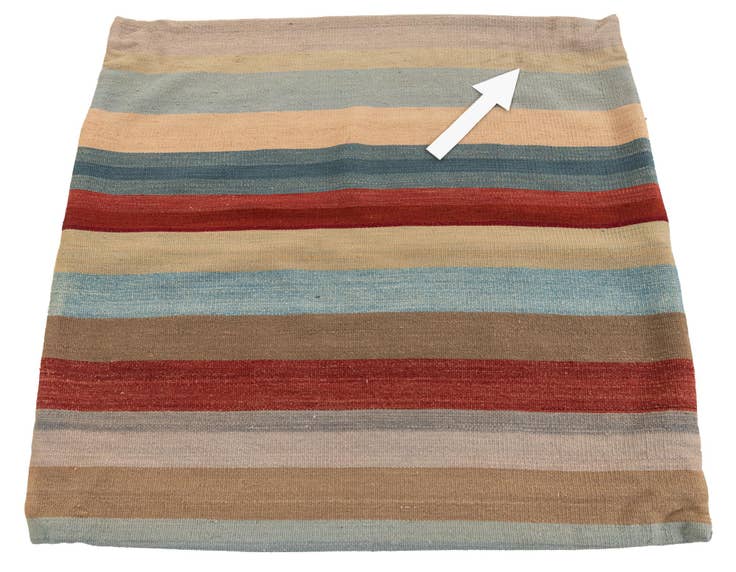 Detail image of 3' 2 x 3' 4 Hand Woven Pillow Wool Square Rug