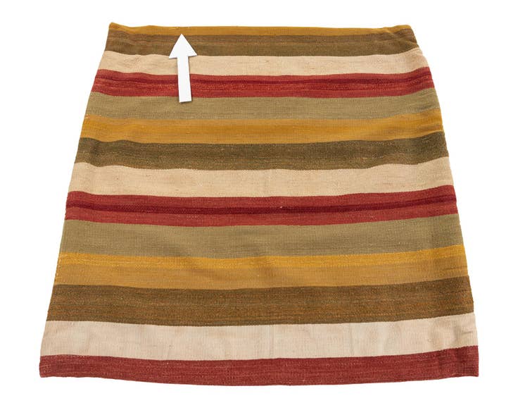 Detail image of 3' 2 x 3' 3 Hand Woven Pillow Wool Square Rug