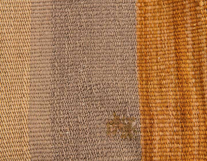 1' 6 x 1' 6 Hand Woven Pillow Wool Square Rug