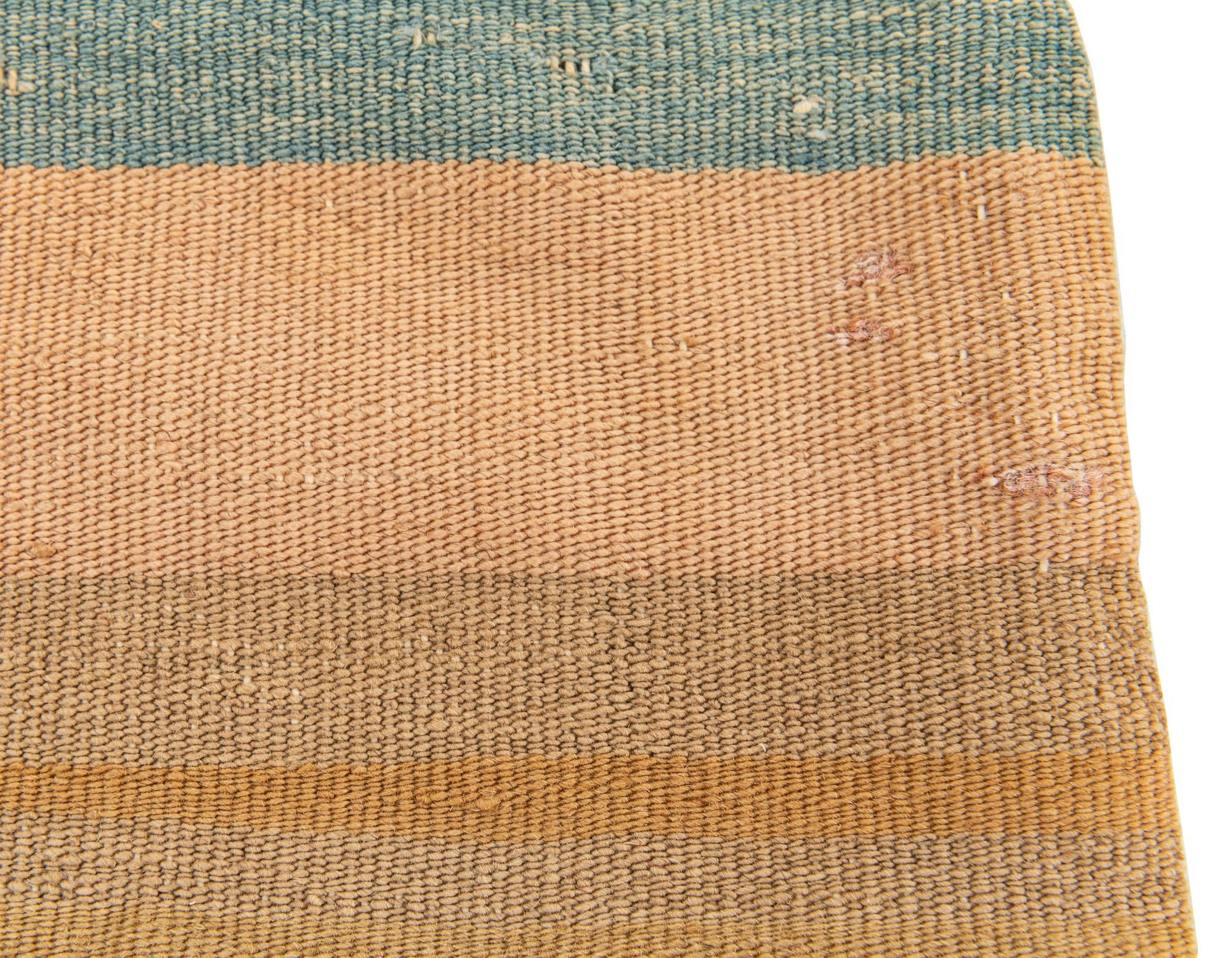 1' 7 x 1' 7 Hand Woven Pillow Wool Square Rug