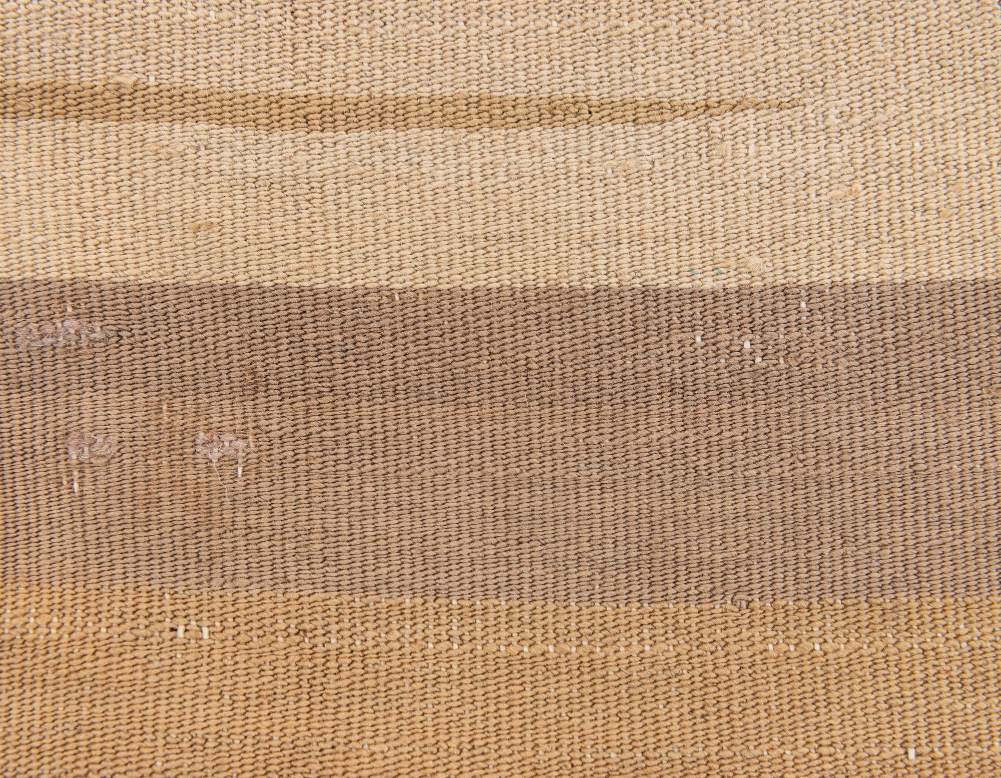 1' 5 x 1' 6 Hand Woven Pillow Wool Square Rug