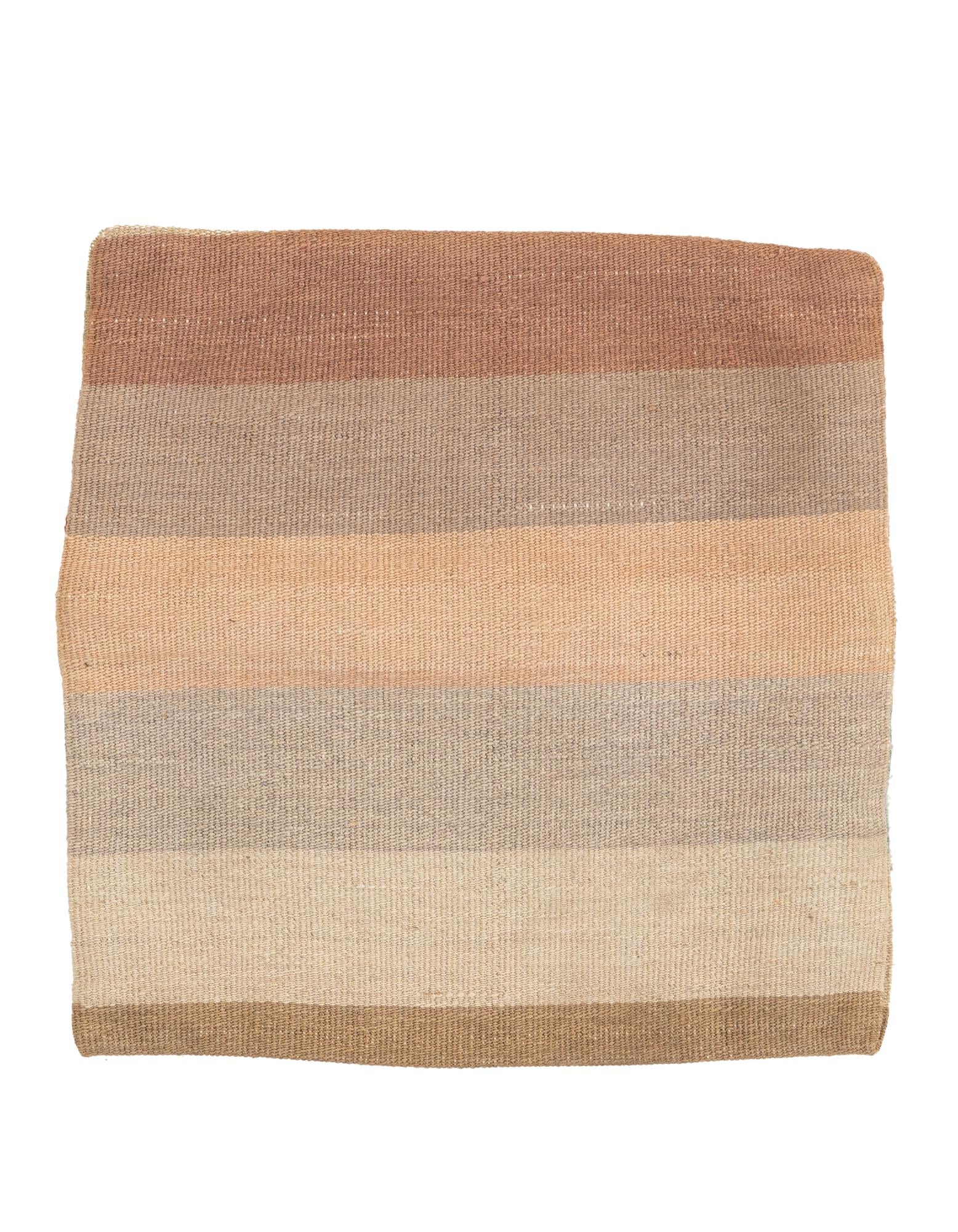 1' 5 x 1' 5 Hand Woven Pillow Wool Square Rug