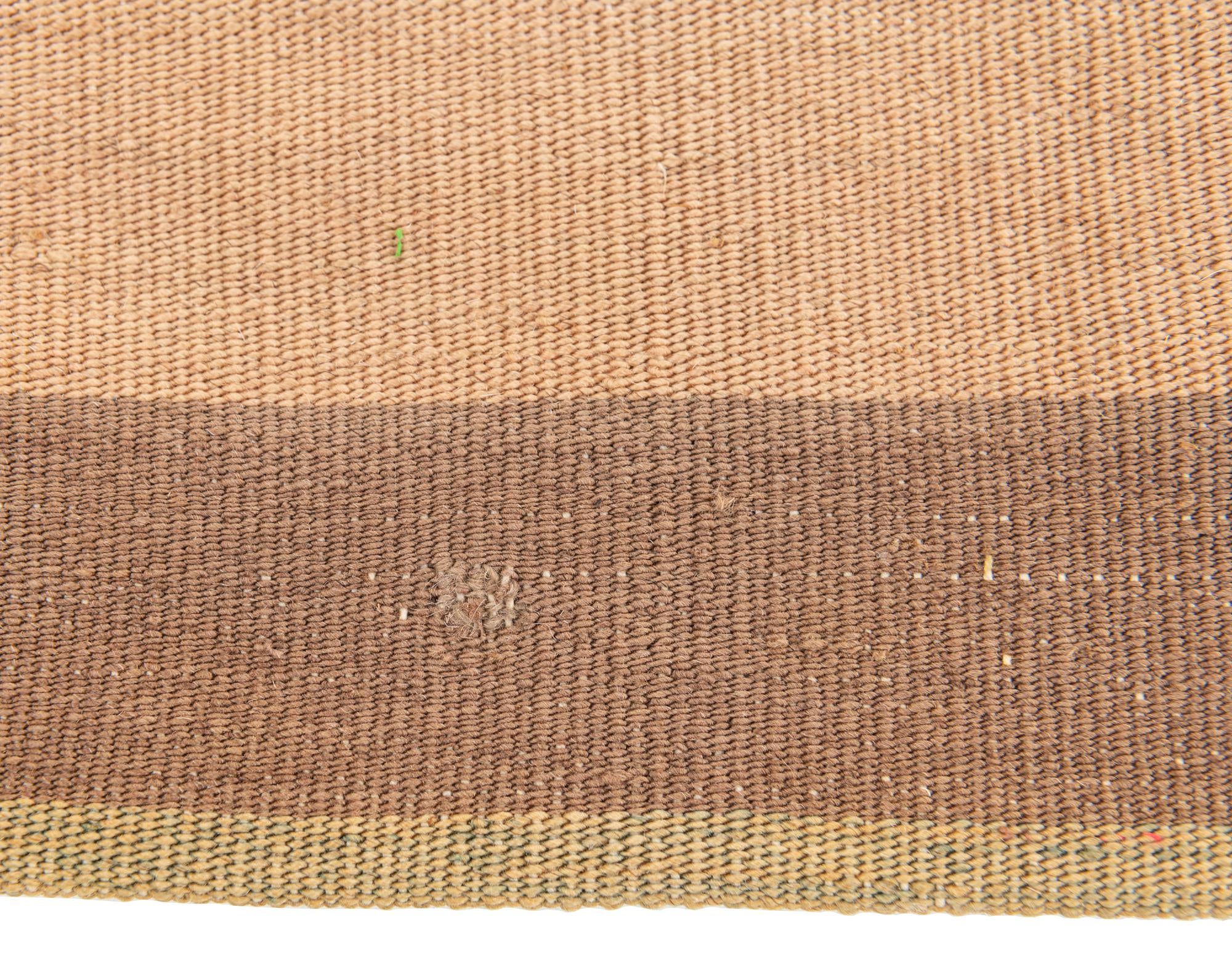1' 8 x 1' 8 Hand Woven Pillow Wool Square Rug