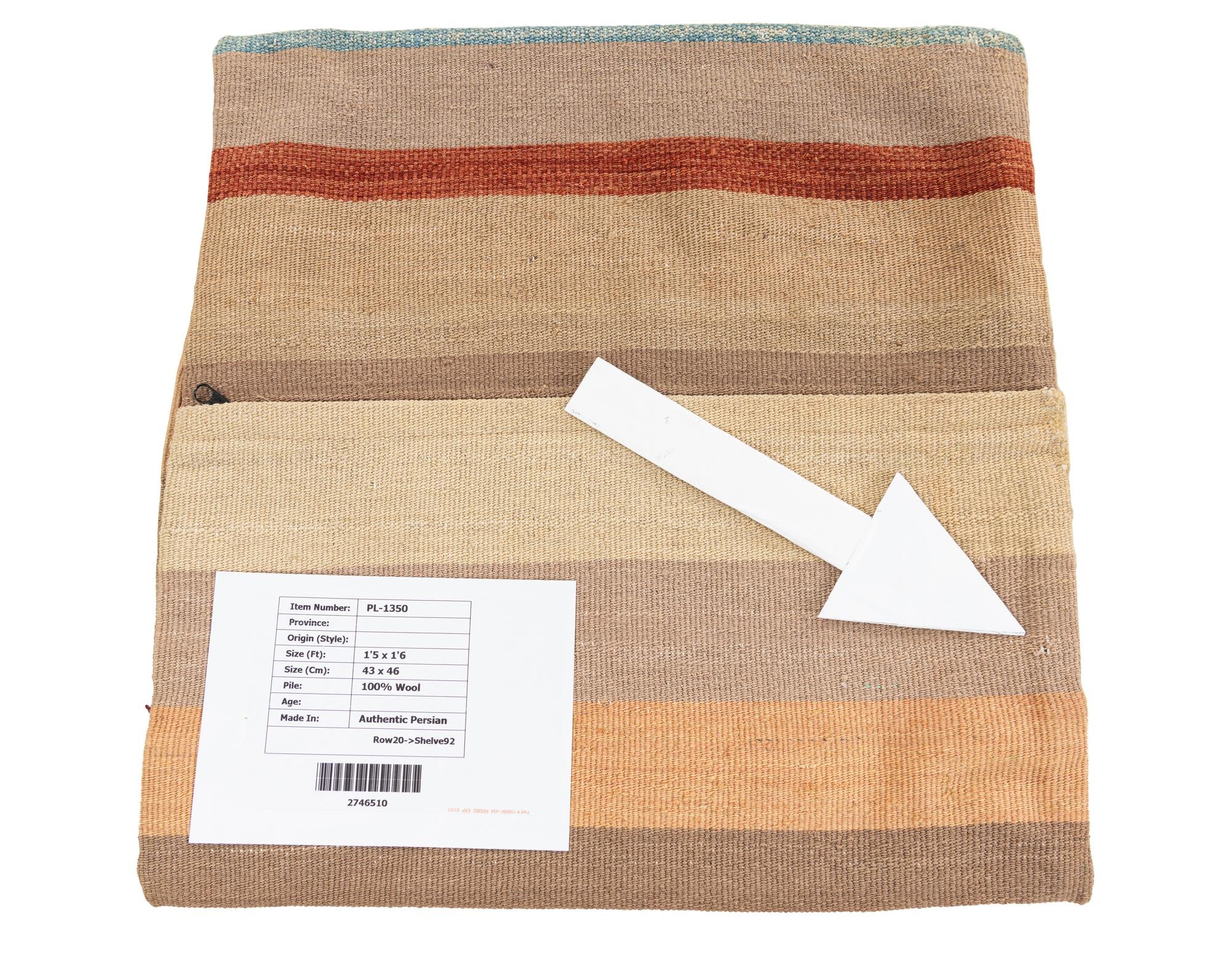 1' 5 x 1' 6 Hand Woven Pillow Wool Square Rug