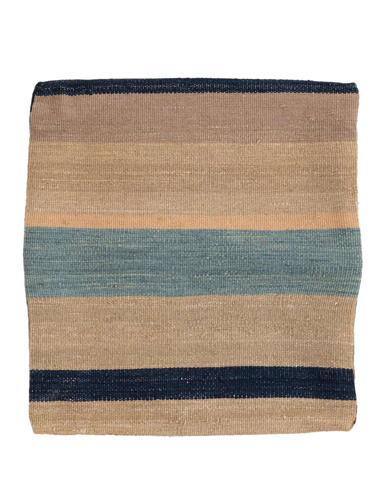 1' 5 x 1' 7 Hand Woven Pillow Wool Square Rug