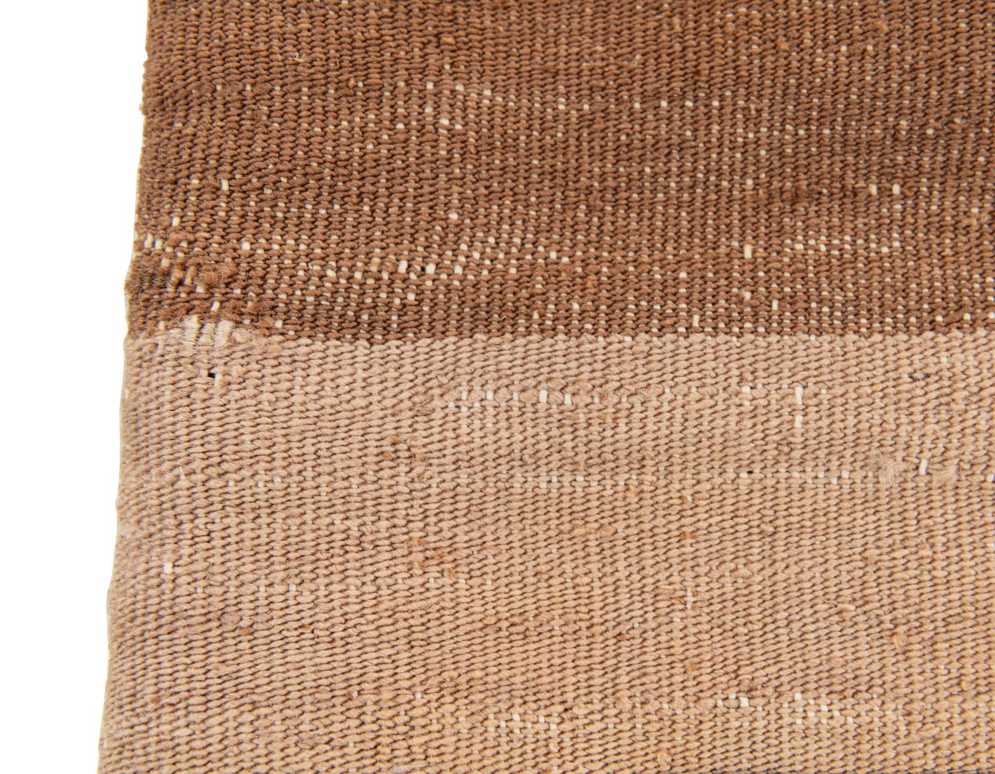 1' 5 x 1' 6 Hand Woven Pillow Wool Square Rug