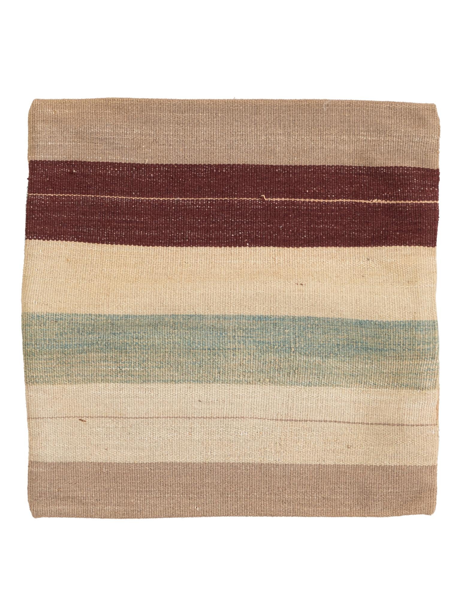 1' 6 x 1' 6 Hand Woven Pillow Wool Square Rug