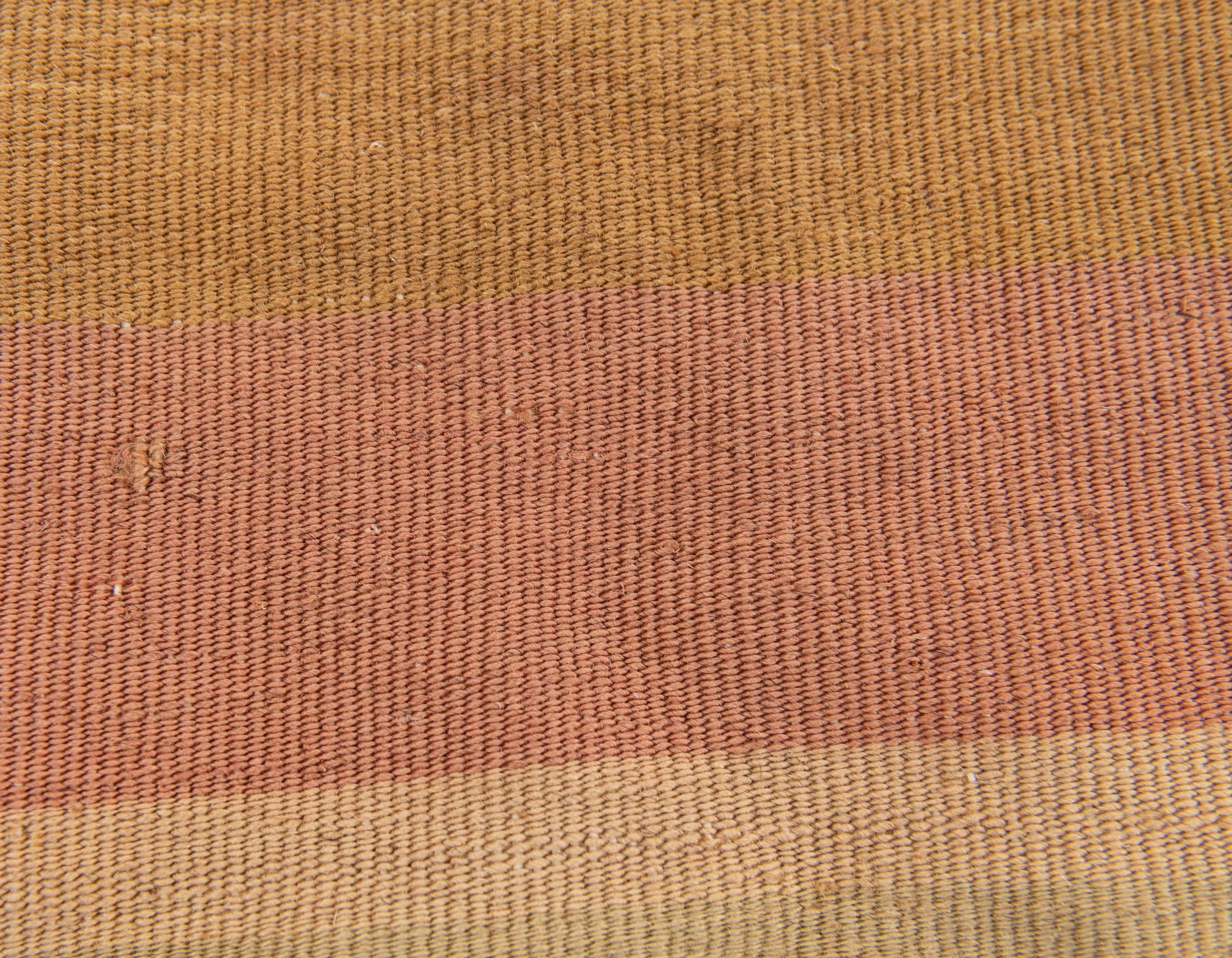 1' 8 x 1' 8 Hand Woven Pillow Wool Square Rug
