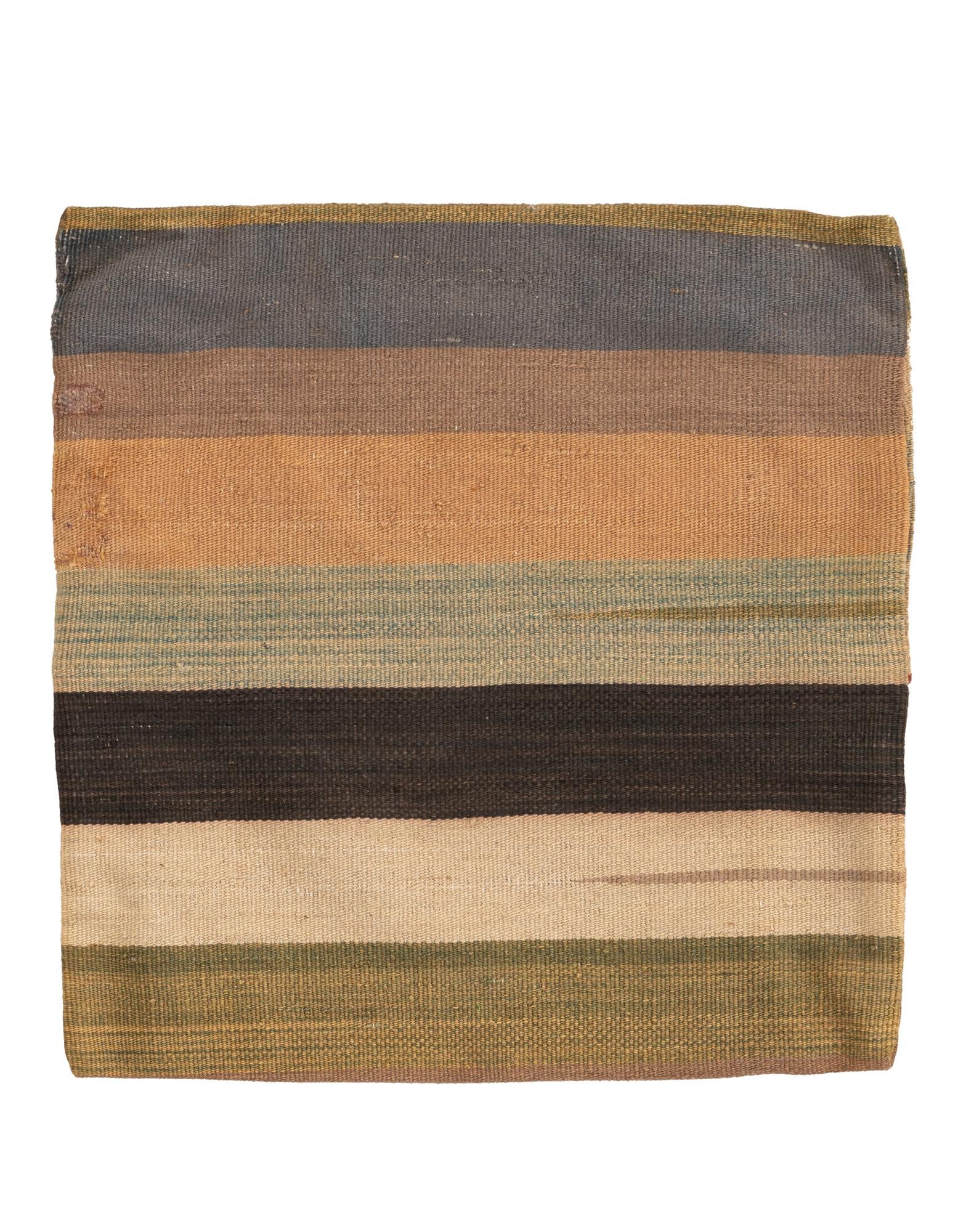 1' 8 x 1' 8 Hand Woven Pillow Wool Square Rug