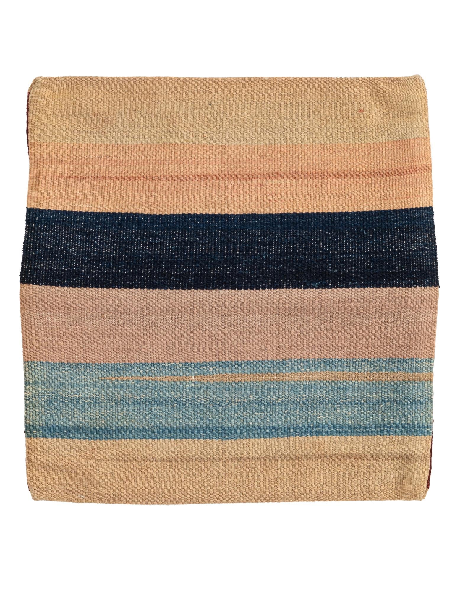 1' 7 x 1' 8 Hand Woven Pillow Wool Square Rug
