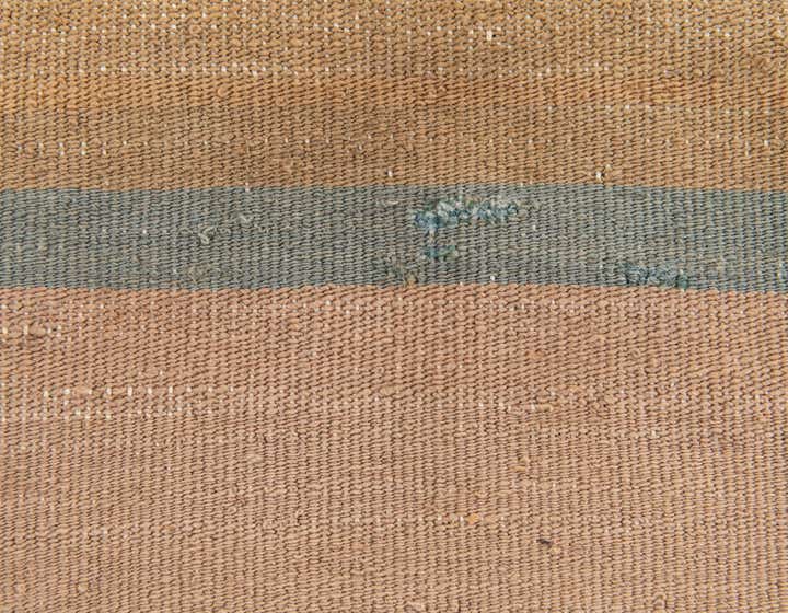 1' 6 x 1' 6 Hand Woven Pillow Wool Square Rug
