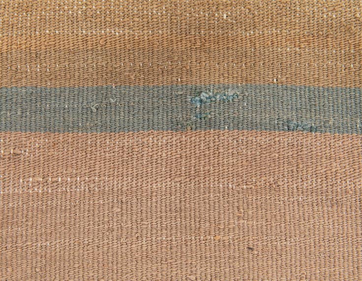 Detail image of 1' 6 x 1' 6 Hand Woven Pillow Wool Square Rug