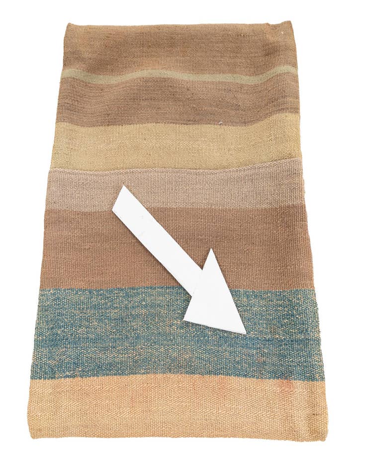 Detail image of 1' 6 x 1' 7 Hand Woven Pillow Wool Square Rug