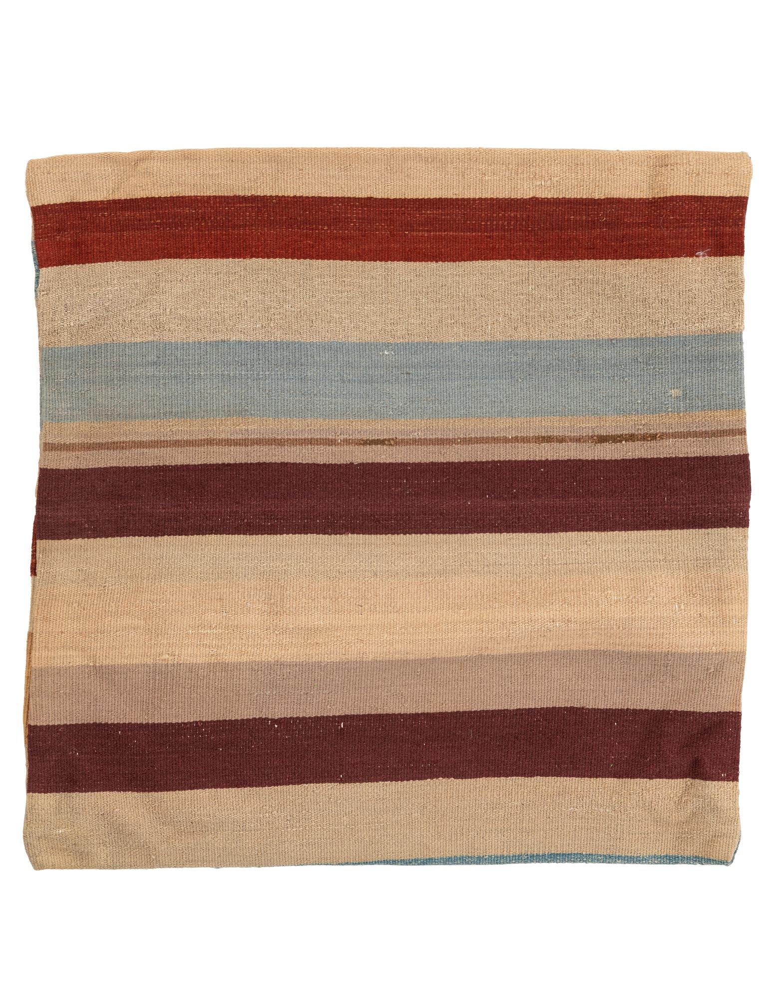 2' 5 x 2' 5 Hand Woven Pillow Wool Square Rug
