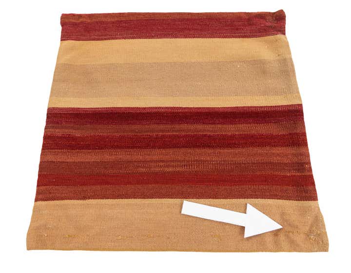 2' 5 x 2' 5 Hand Woven Pillow Wool Square Rug