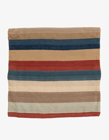2' 5 x 2' 5 Hand Woven Pillow Wool Square Rug