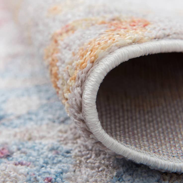 Detail image of 8' x 8' Prism Square Rug