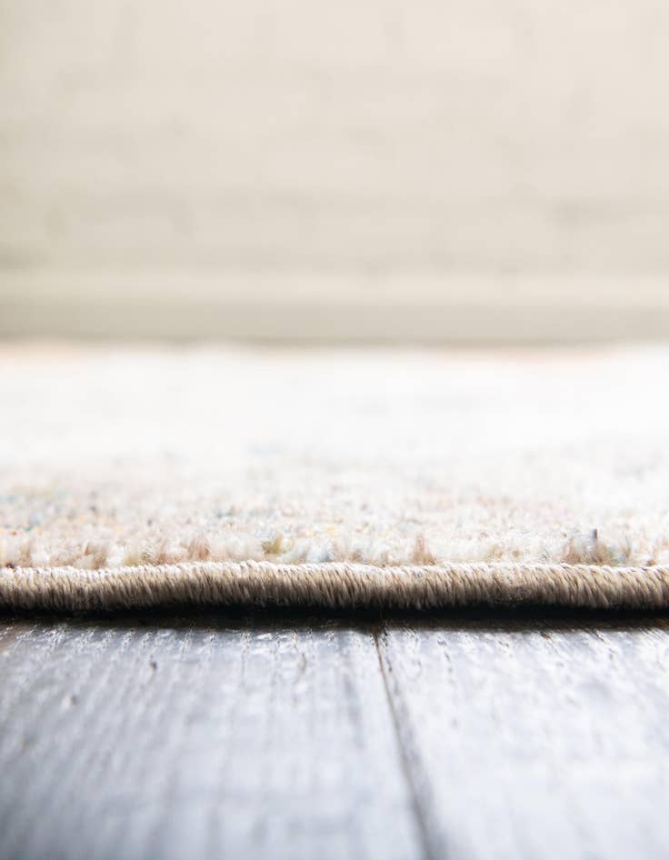 Detail image of 8' x 8' Prism Square Rug