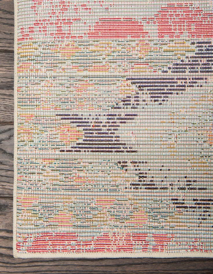 Detail image of 4' x 4'  Washable Santa Fe Square Rug