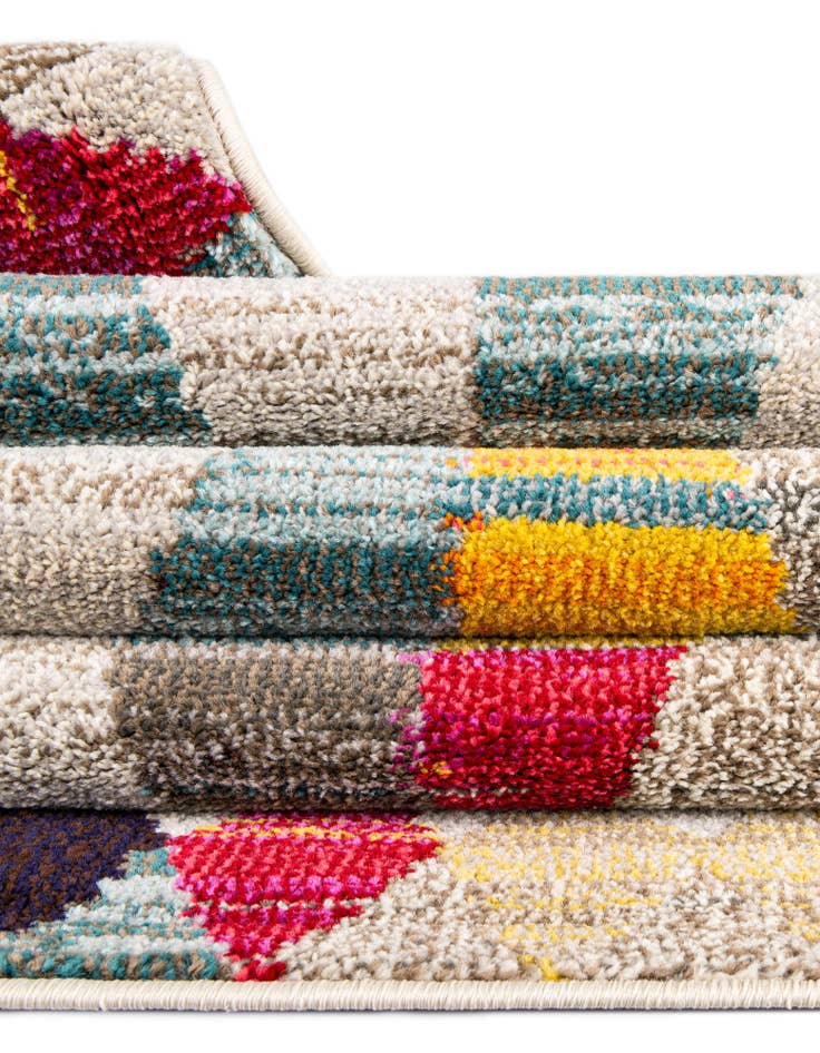 Detail image of 6' x 6'  Washable Santa Fe Square Rug