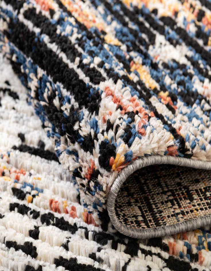 Detail image of 8' x 8' Tucson Square Rug