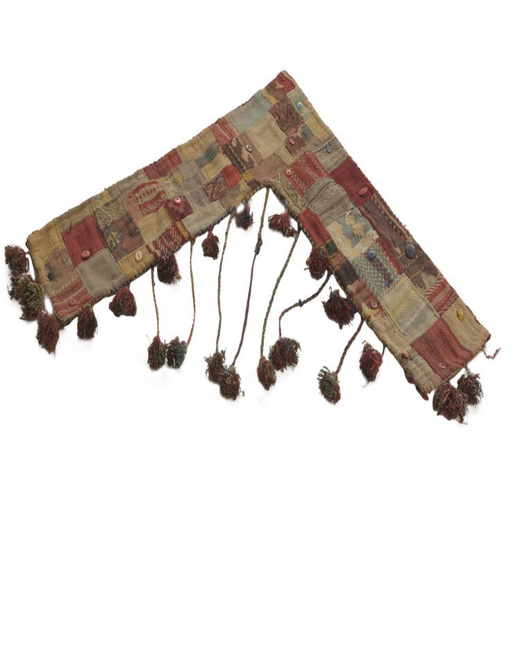 Detail image of 3' x 3'  Hand Woven Wall Art Wool Square Rug