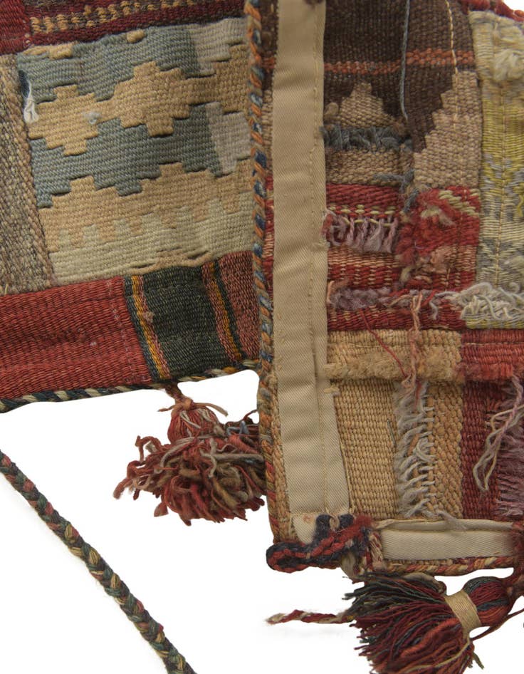 Detail image of 3' x 3'  Hand Woven Wall Art Wool Square Rug