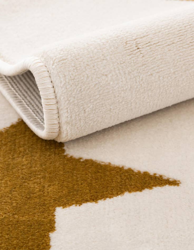 Detail image of 7' 10 x 7' 10 Whimsy Kids Square Rug