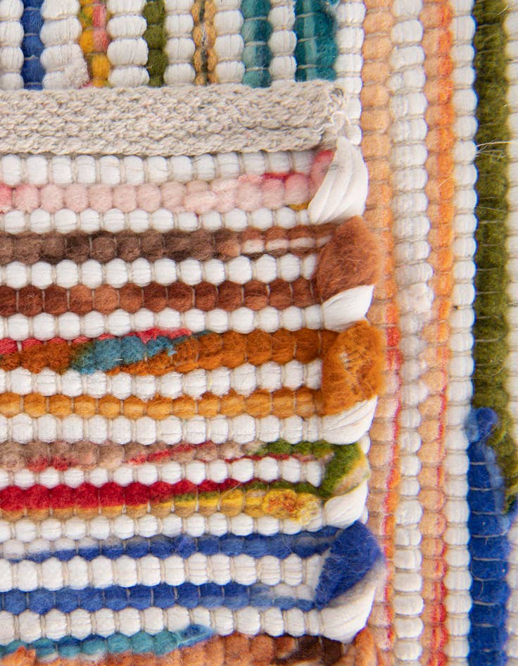 Detail image of 2' x 3' 1 Hand Woven Chindi Cotton Rug