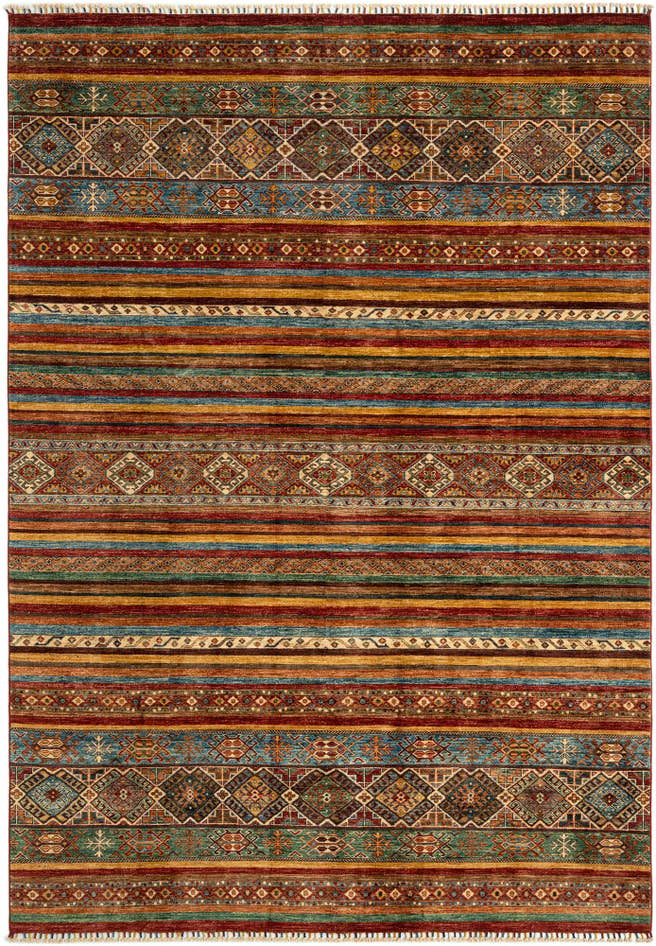 Detail image of 6' 10 x 9' 11 Ariana Rug