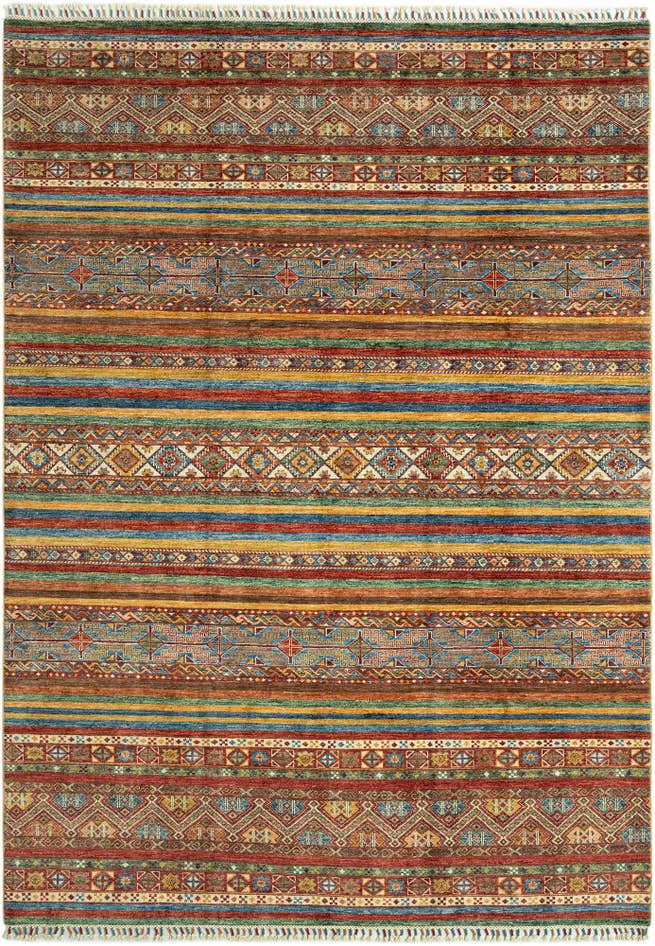 Detail image of 6' 11 x 9' 8 Ariana Rug