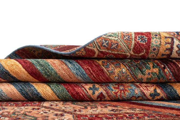 Detail image of 6' 9 x 9' 10 Ariana Rug