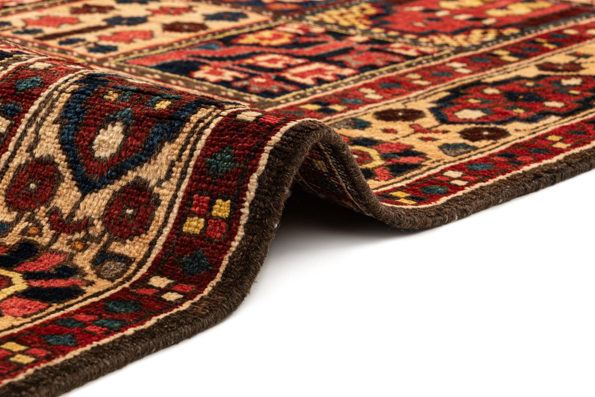 4' 11 x 6' 11 Bachtiar Rug