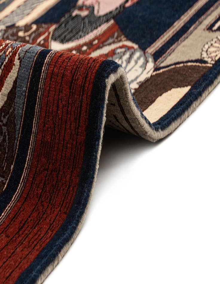 Detail image of 3' x 5' Duruje Tapestry Rug