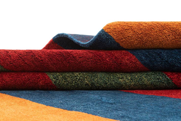 Detail image of 6' 11 x 9' 8 Gabbeh Shouli Rug